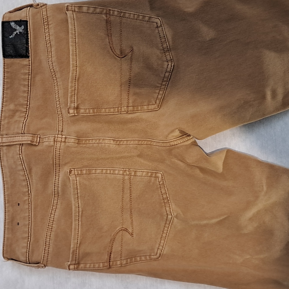 American Eagle Outfitters 360 Super Stretch Jegging. Tan. Size 6. - Picture 9 of 11